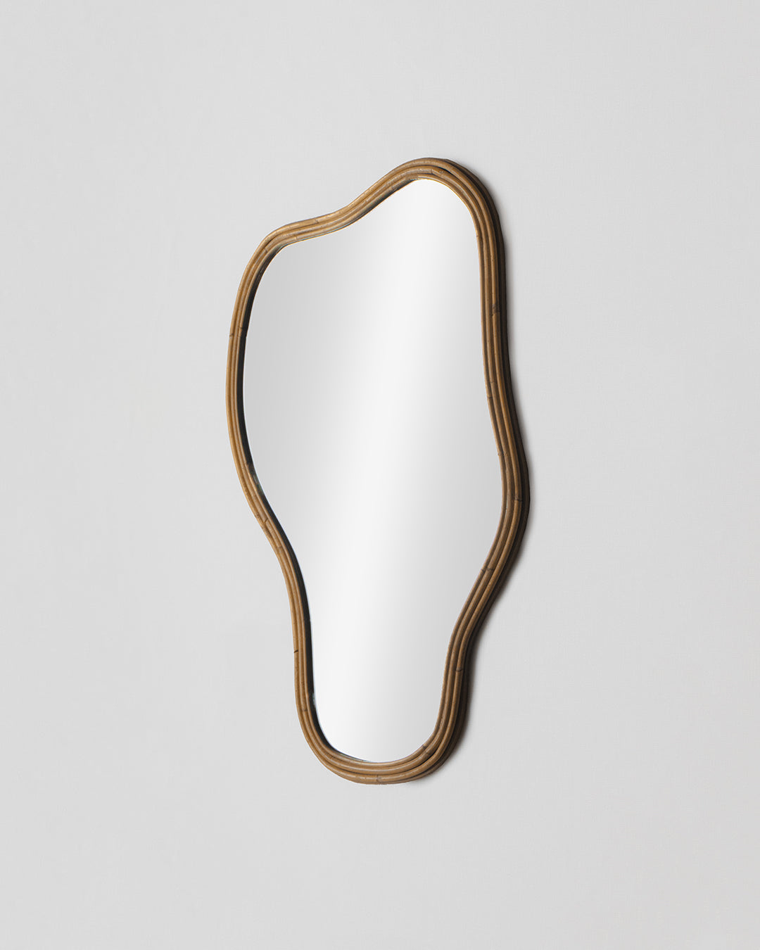 Mirror natural