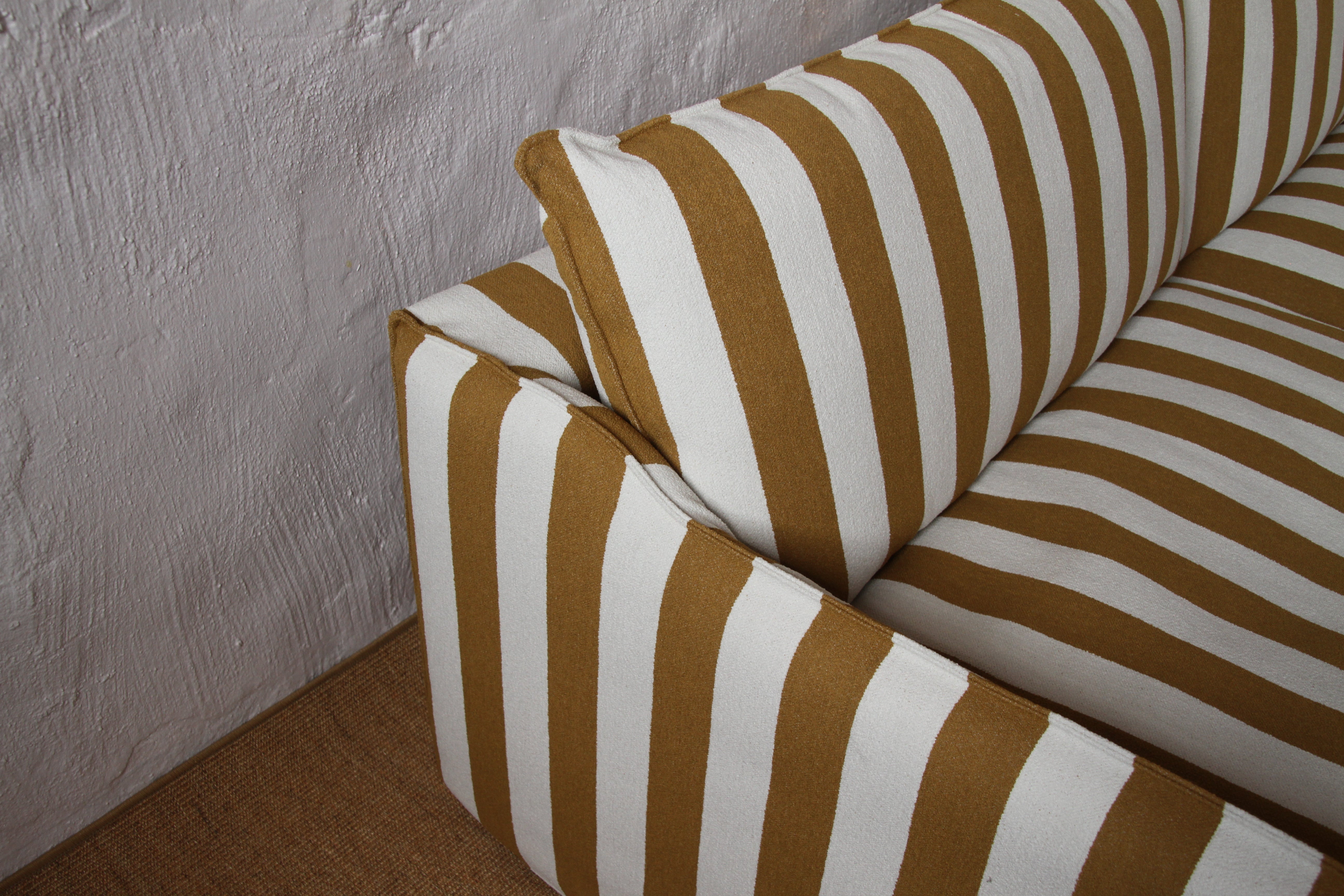Marelle Sofa